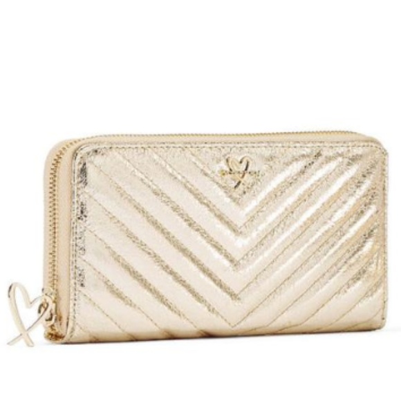 Victoria's Secret Handbags - NEW Victoria's Secret V Quilted Continental Wallet